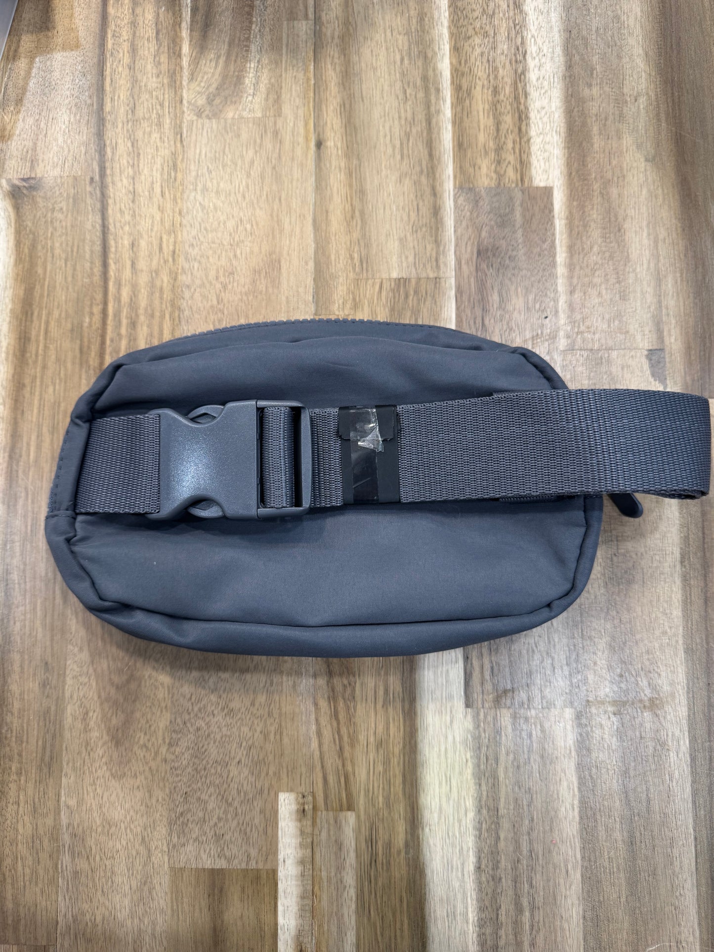 Logo Crossbody